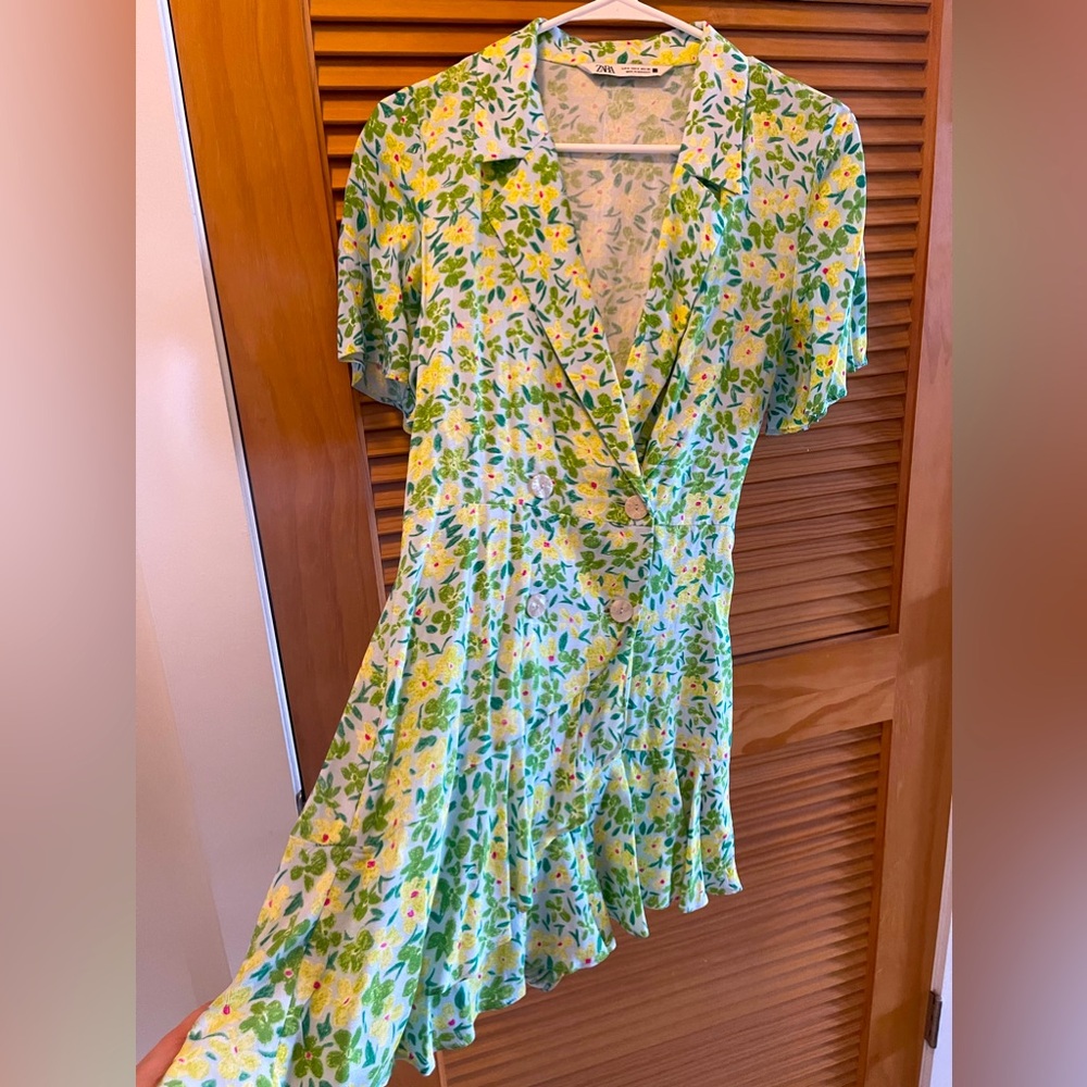 Zara floral romper size S